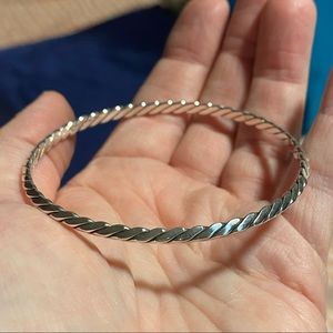TIFFANY & CO. Sterling Silver Bangle Bracelet
